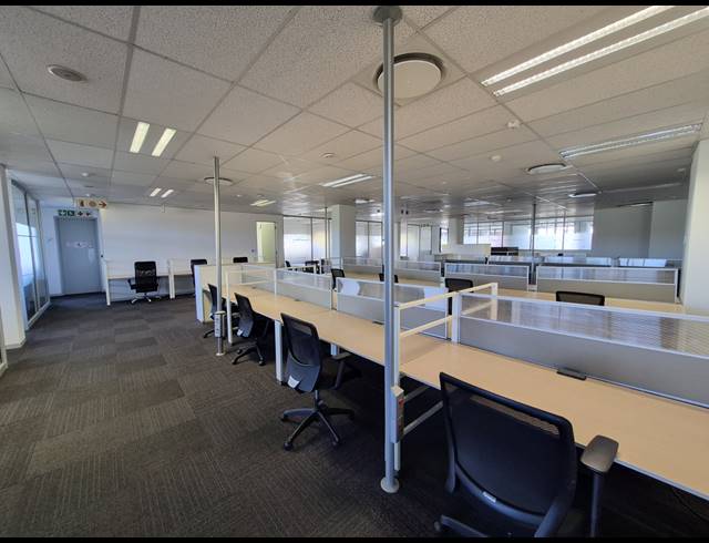 551M² OFFICE TO LET IN SANDTON CENTRAL